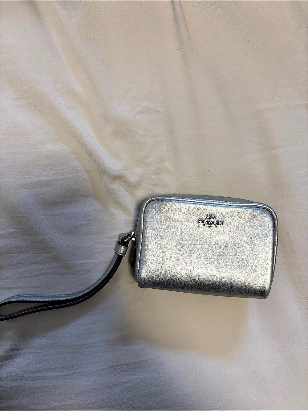 Coach Corner Zip Wristlet Metallic Silver Cosmetic Bag